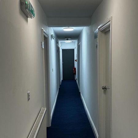 伦敦银行酒店 巴尔金 外观 照片