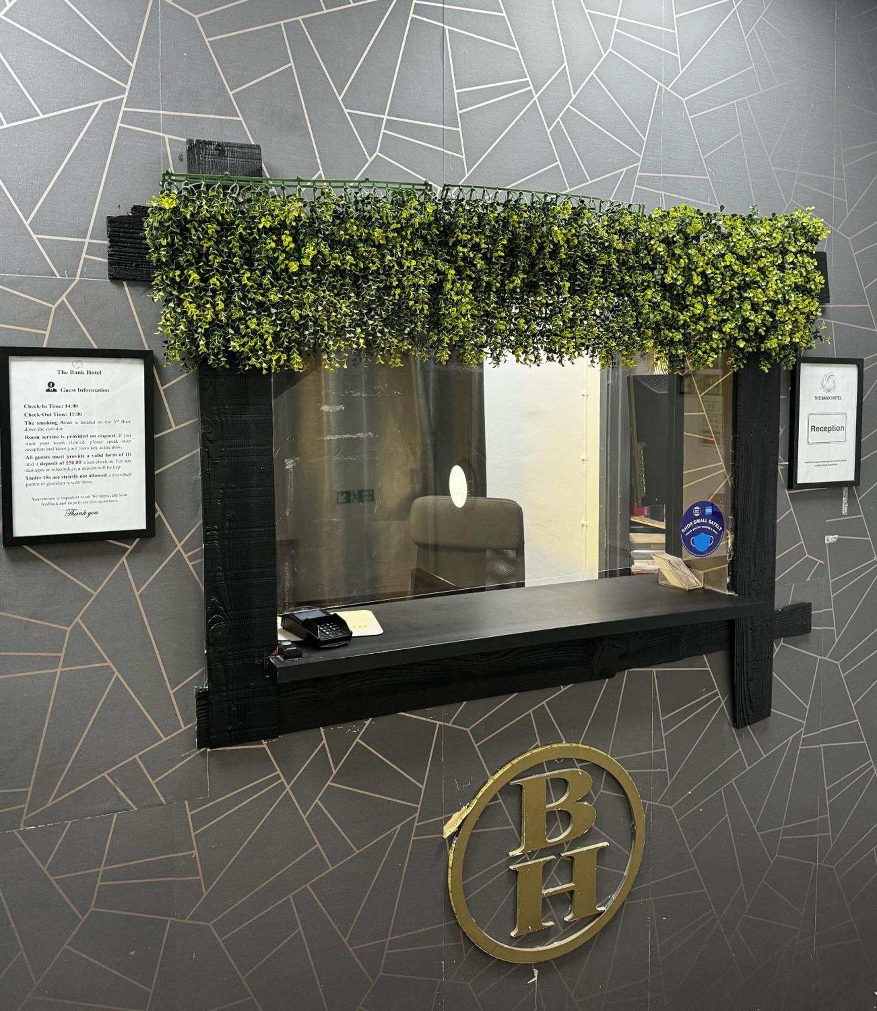 伦敦银行酒店 巴尔金 外观 照片